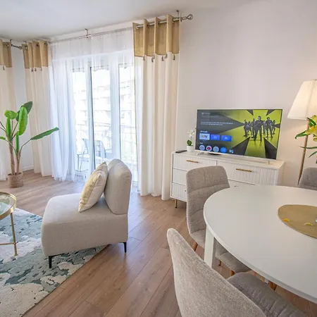 Bright 1bedroom Apartment, Steps To Juan Les Pins *