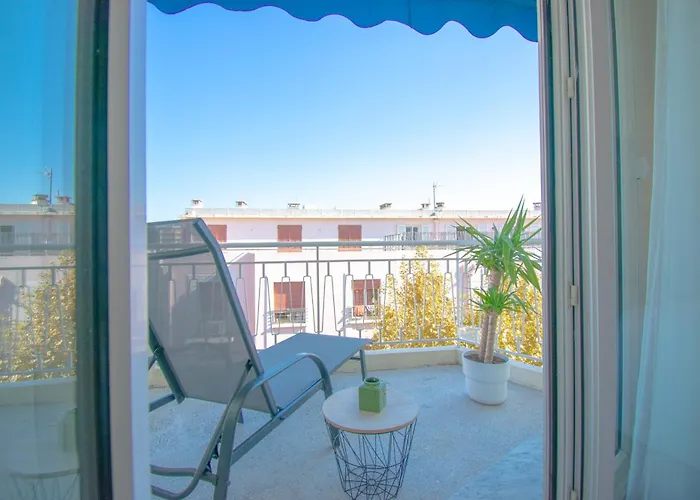 Bright 1bedroom Apartment, Steps To Juan Les Pins *