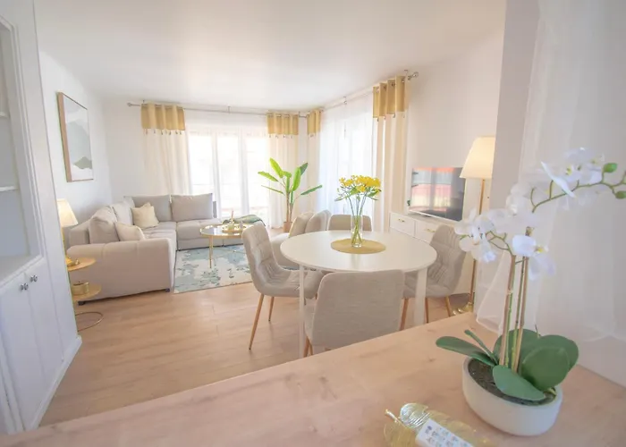 Bright 1bedroom Apartment, Steps To Juan Les Pins Διαμέρισμα