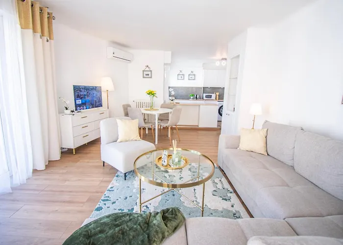 Bright 1bedroom Apartment, Steps To Juan Les Pins Διαμέρισμα *
