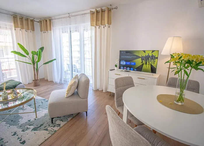 Bright 1bedroom Apartment, Steps To Juan Les Pins *
